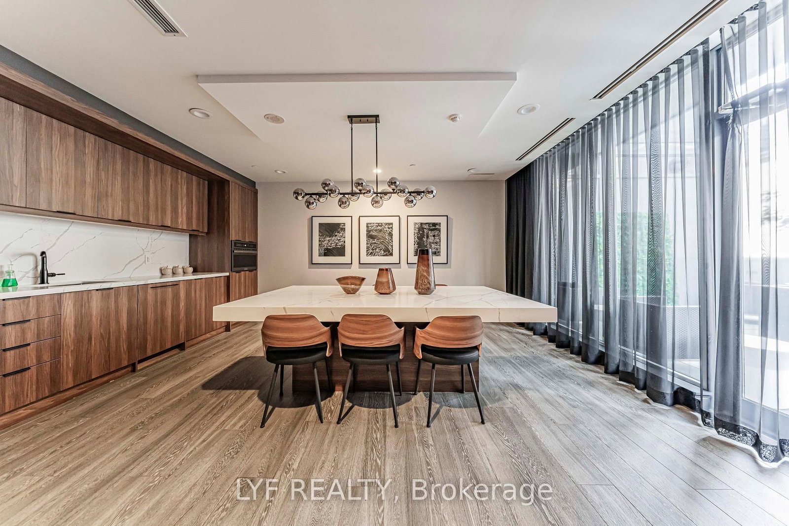 105 George Street • #402 • Toronto, ON photo 44