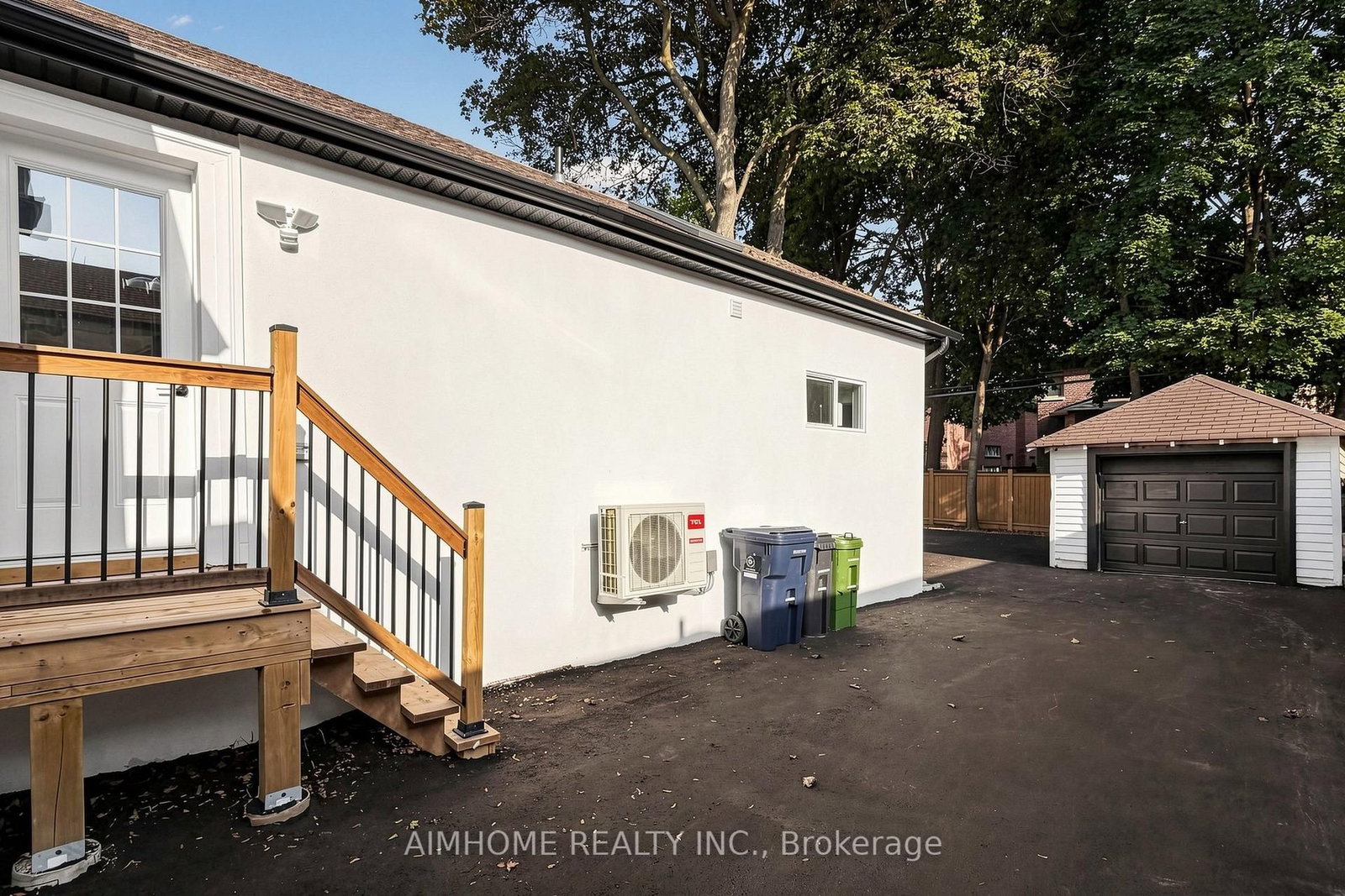 95 Steeles Avenue E • Toronto, ON photo 41