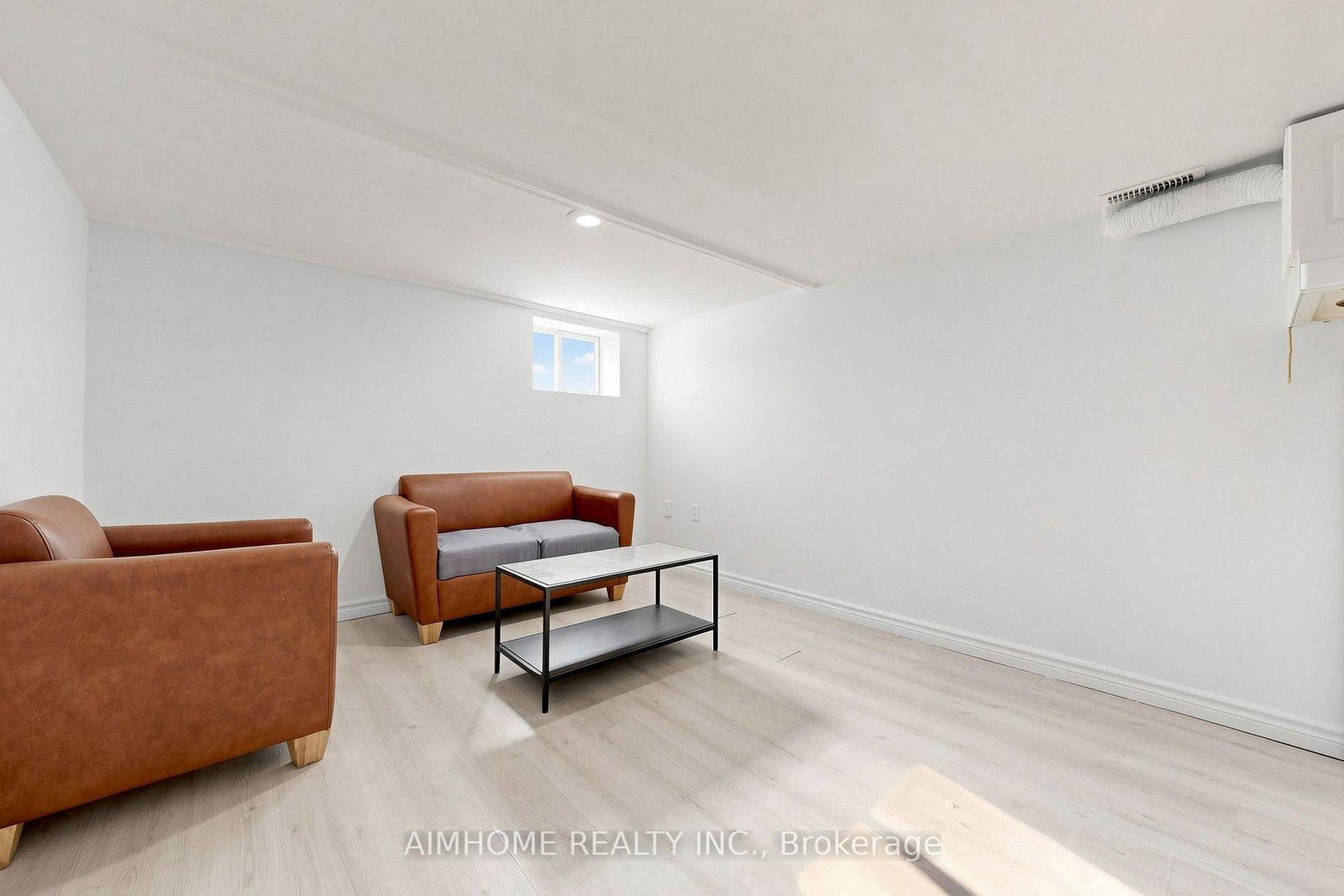 95 Steeles Avenue E • Toronto, ON photo 49