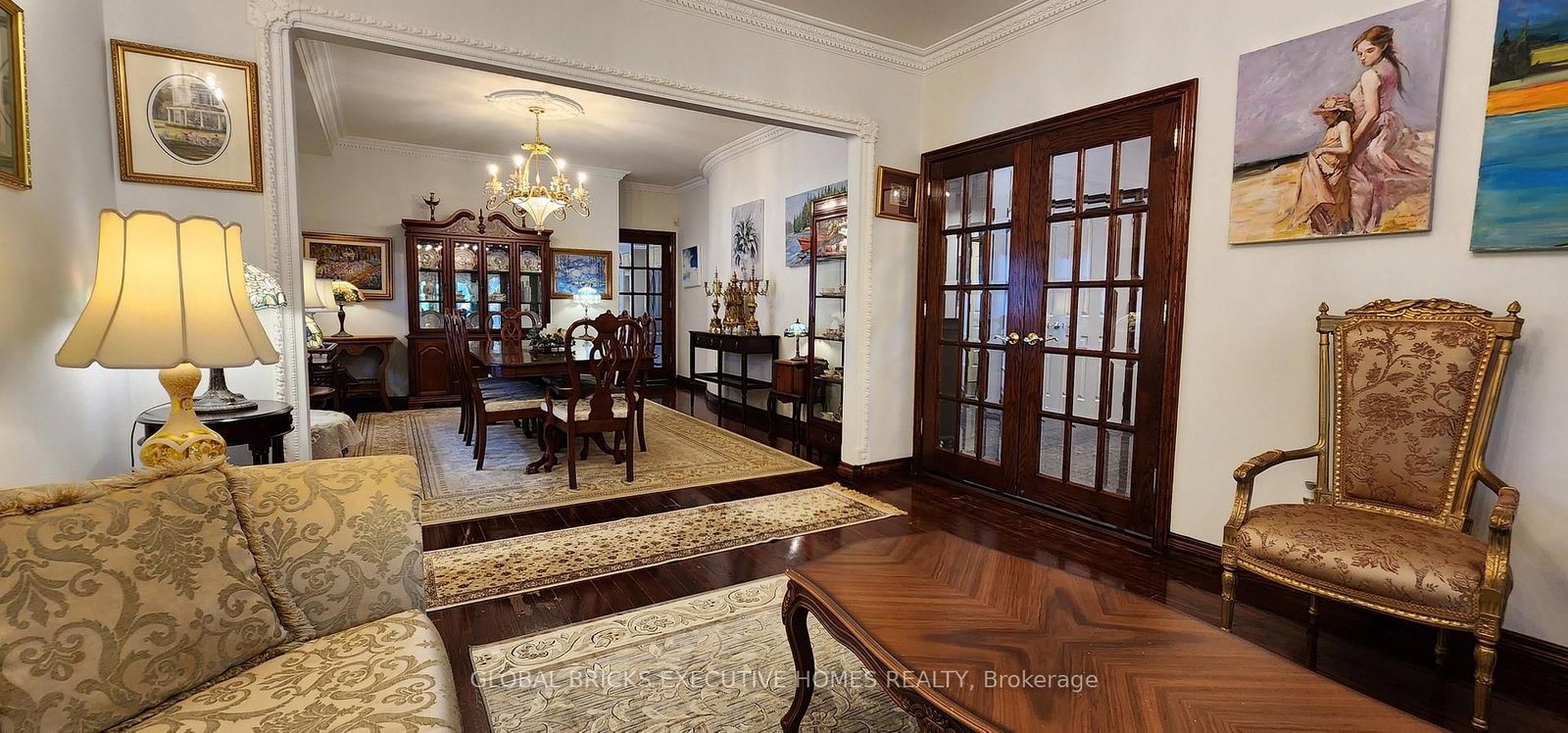 Listing Image 10