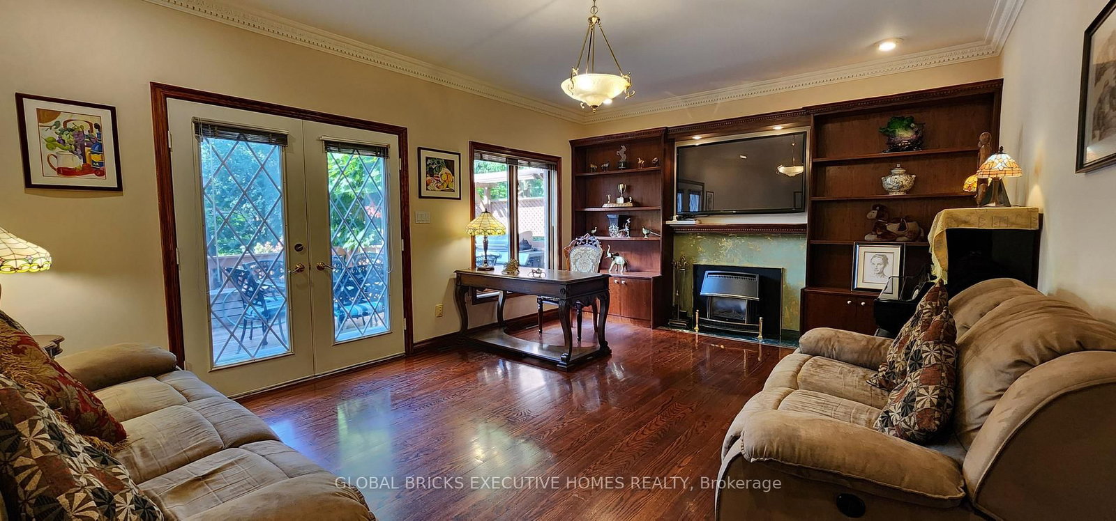 Listing Image 15