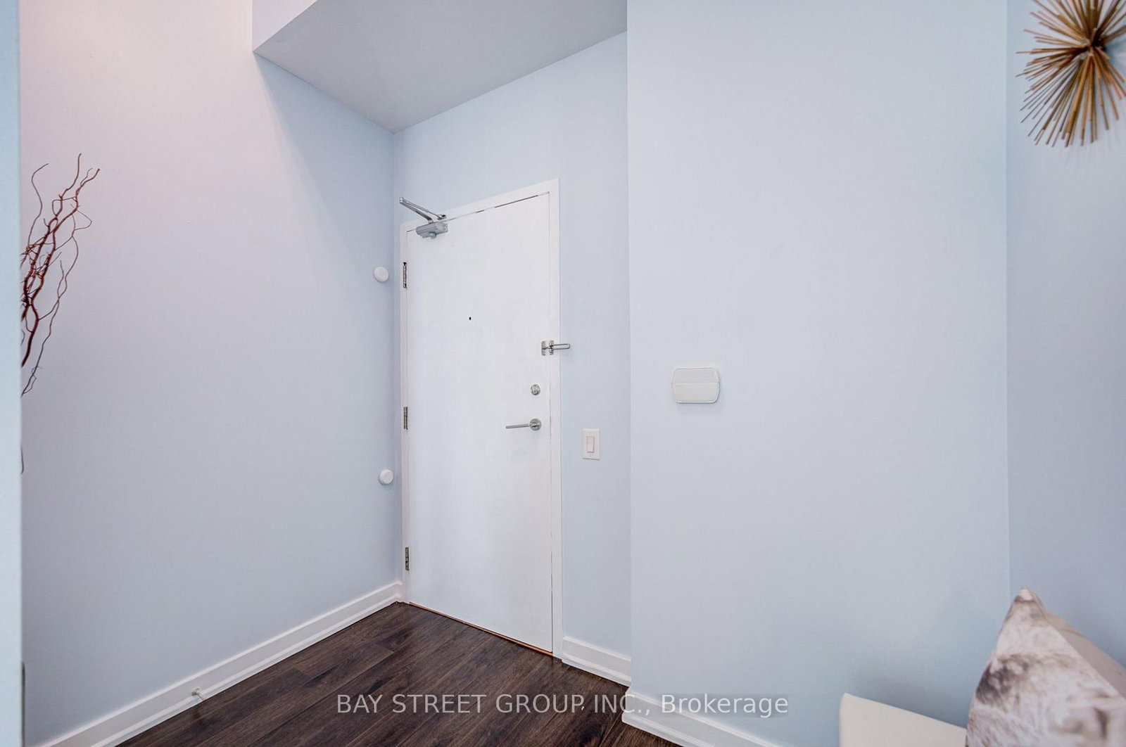 33 Singer Court • #Ph02 • Toronto, ON photo 4