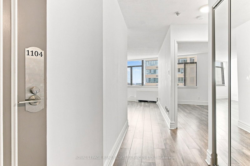 1104 - 250 Queens Quay