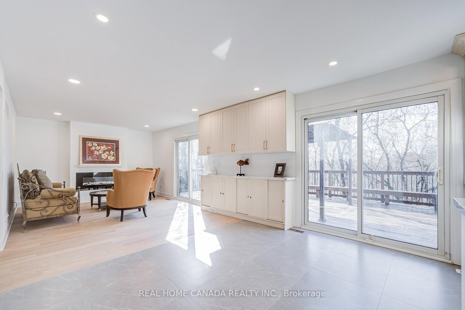 20 Saddletree Drive • Toronto, ON photo 17