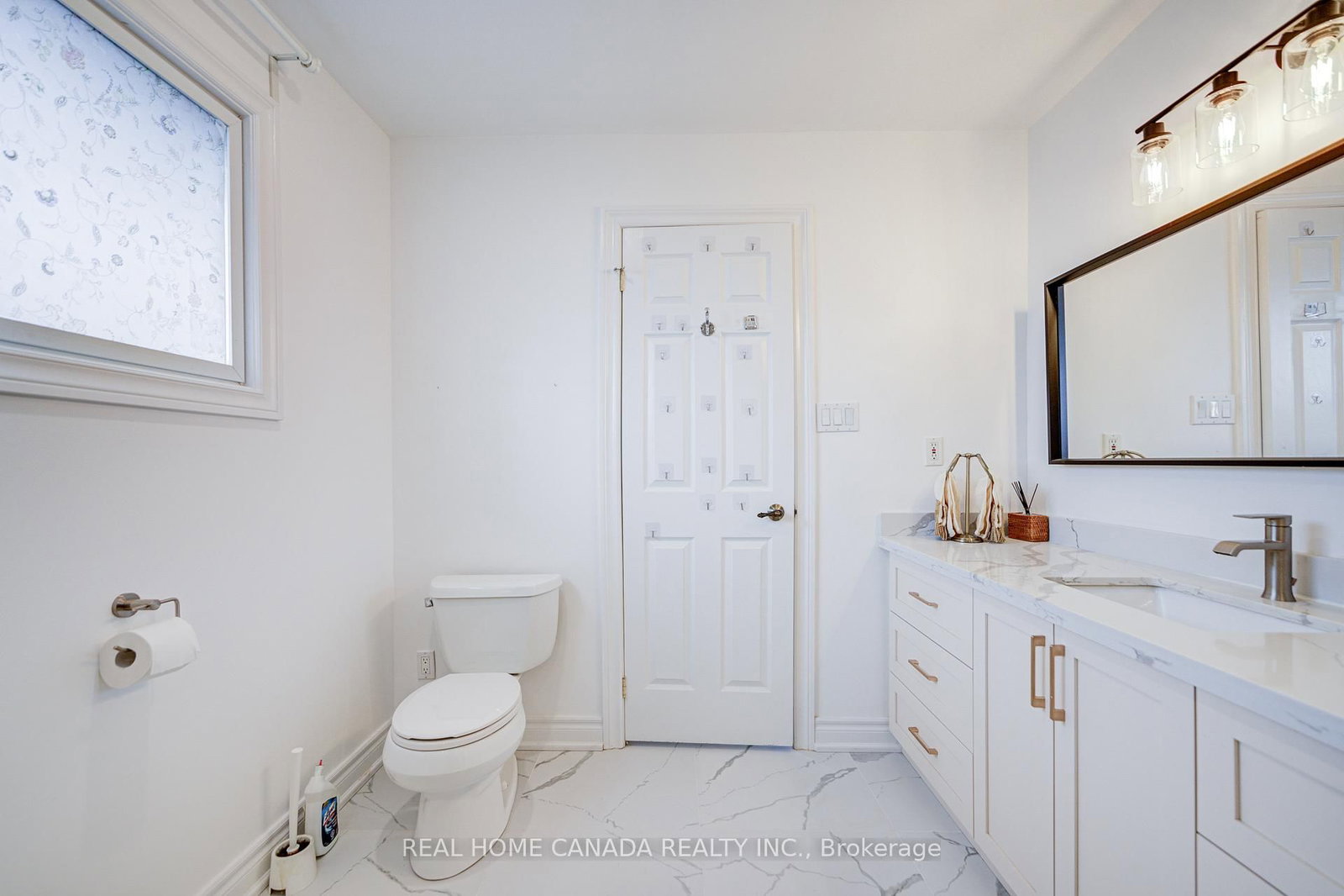 20 Saddletree Drive • Toronto, ON photo 30