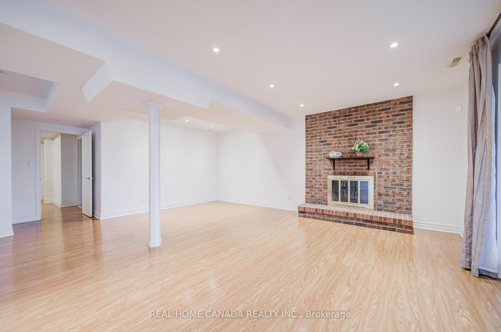 20 Saddletree Drive • Toronto, ON photo 42
