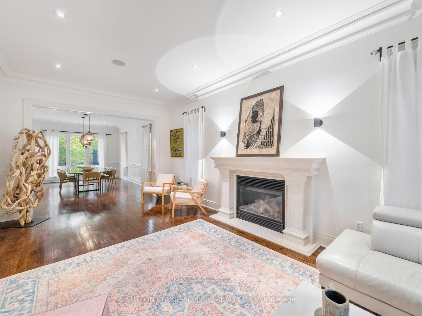 35 Wentworth Avenue • Toronto, ON photo 10