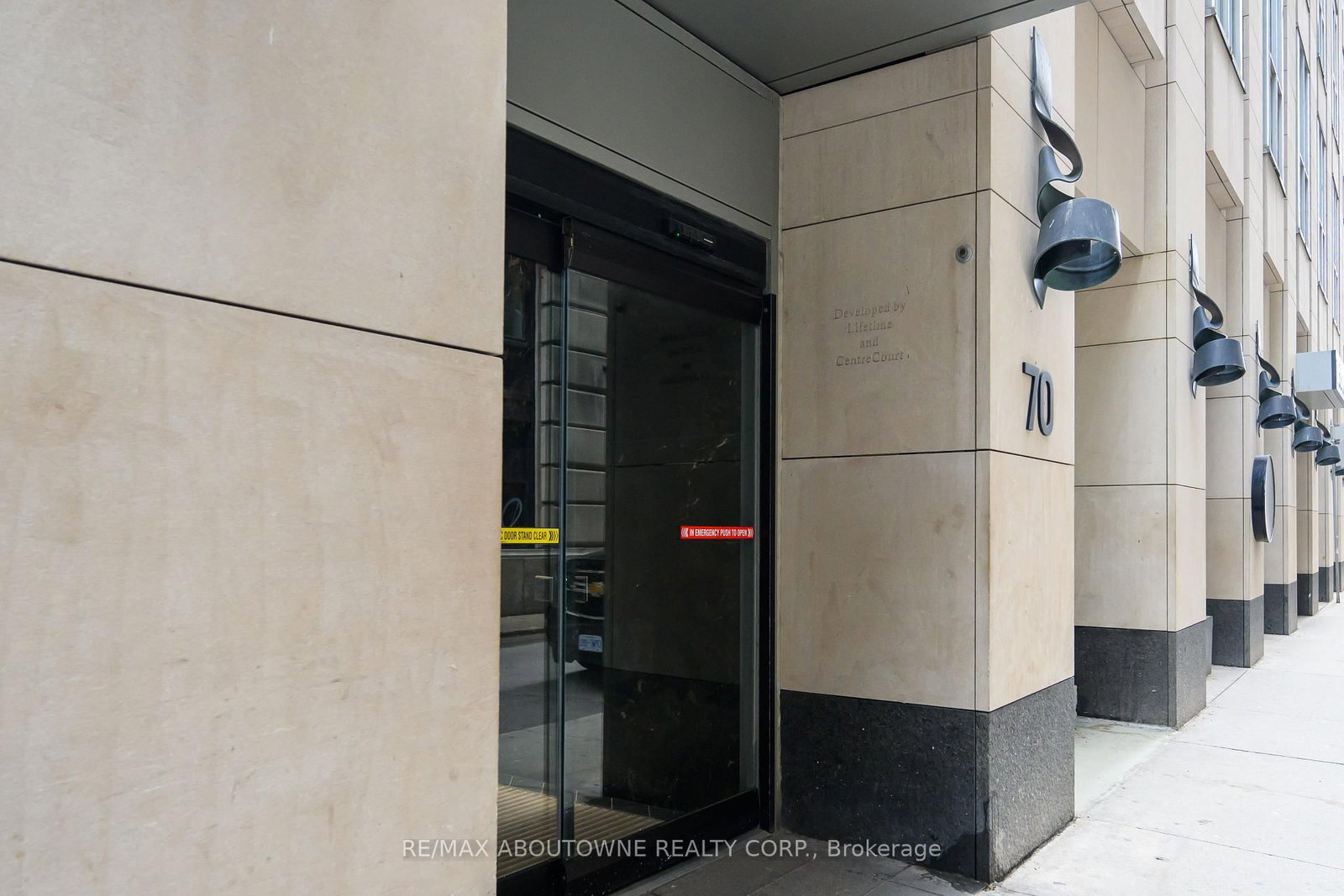 315 - 70 Temperance Street, Toronto 3