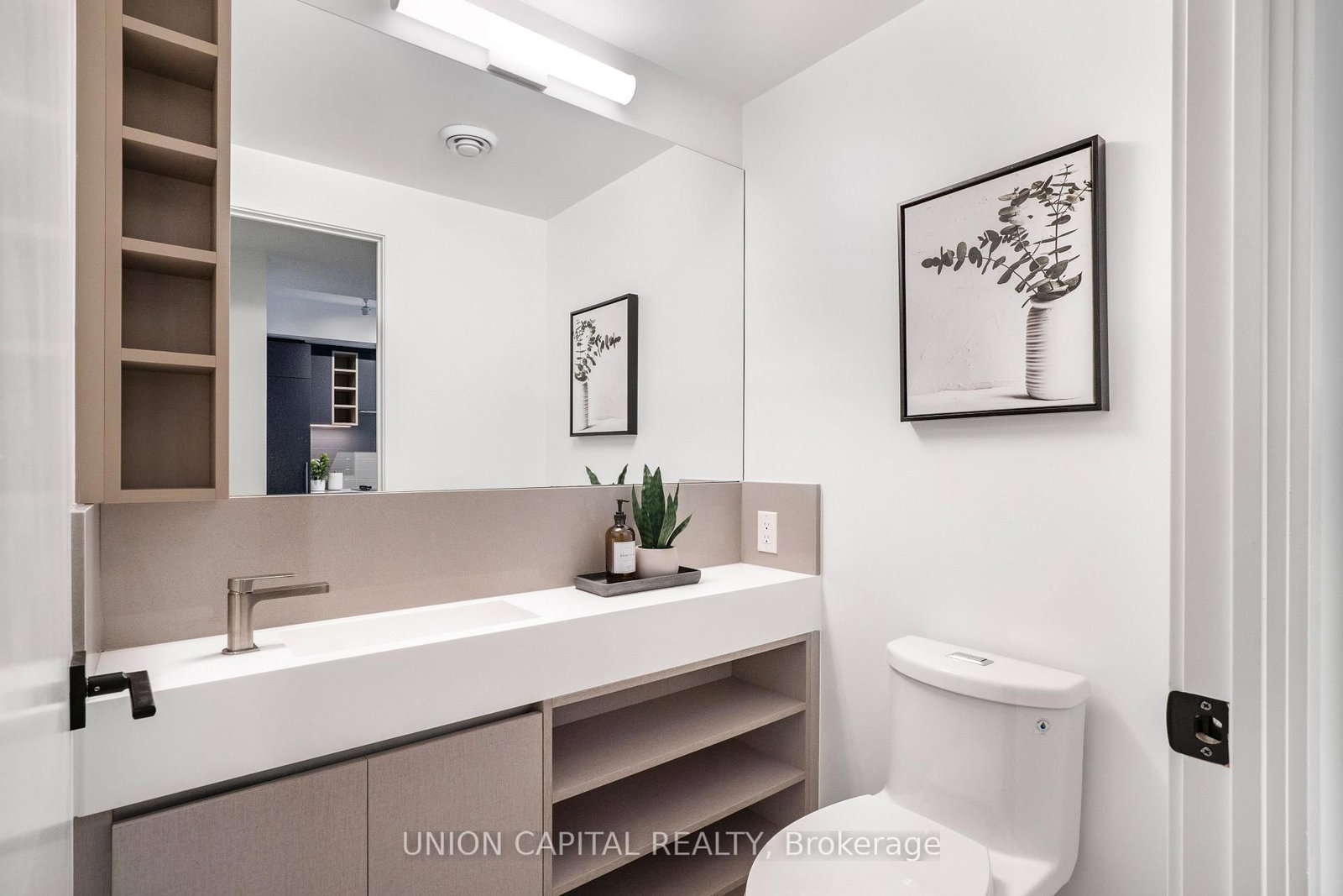 319 Jarvis Street • #4908 • Toronto, ON photo 16