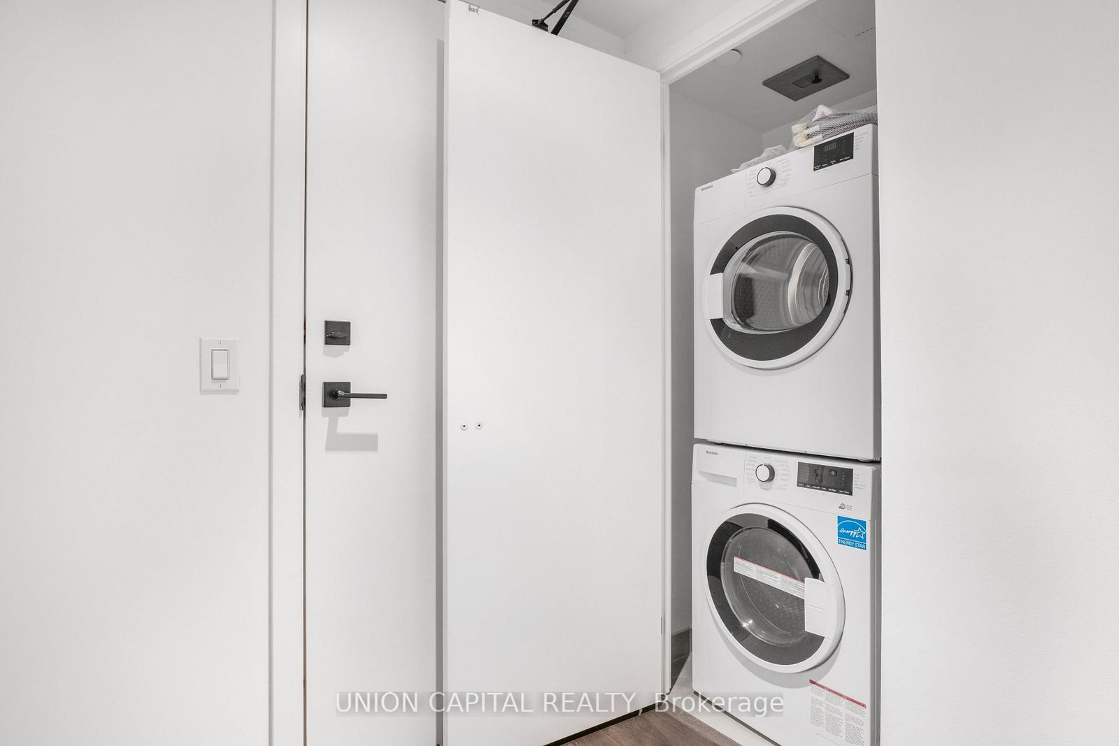 319 Jarvis Street • #4908 • Toronto, ON photo 19