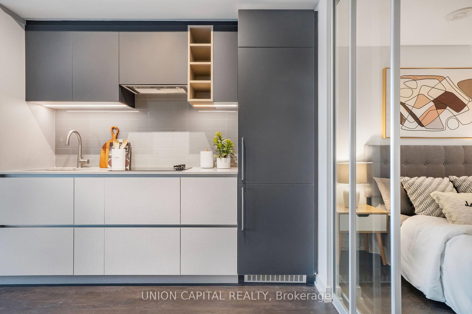 319 Jarvis Street • #4908 • Toronto, ON photo 8