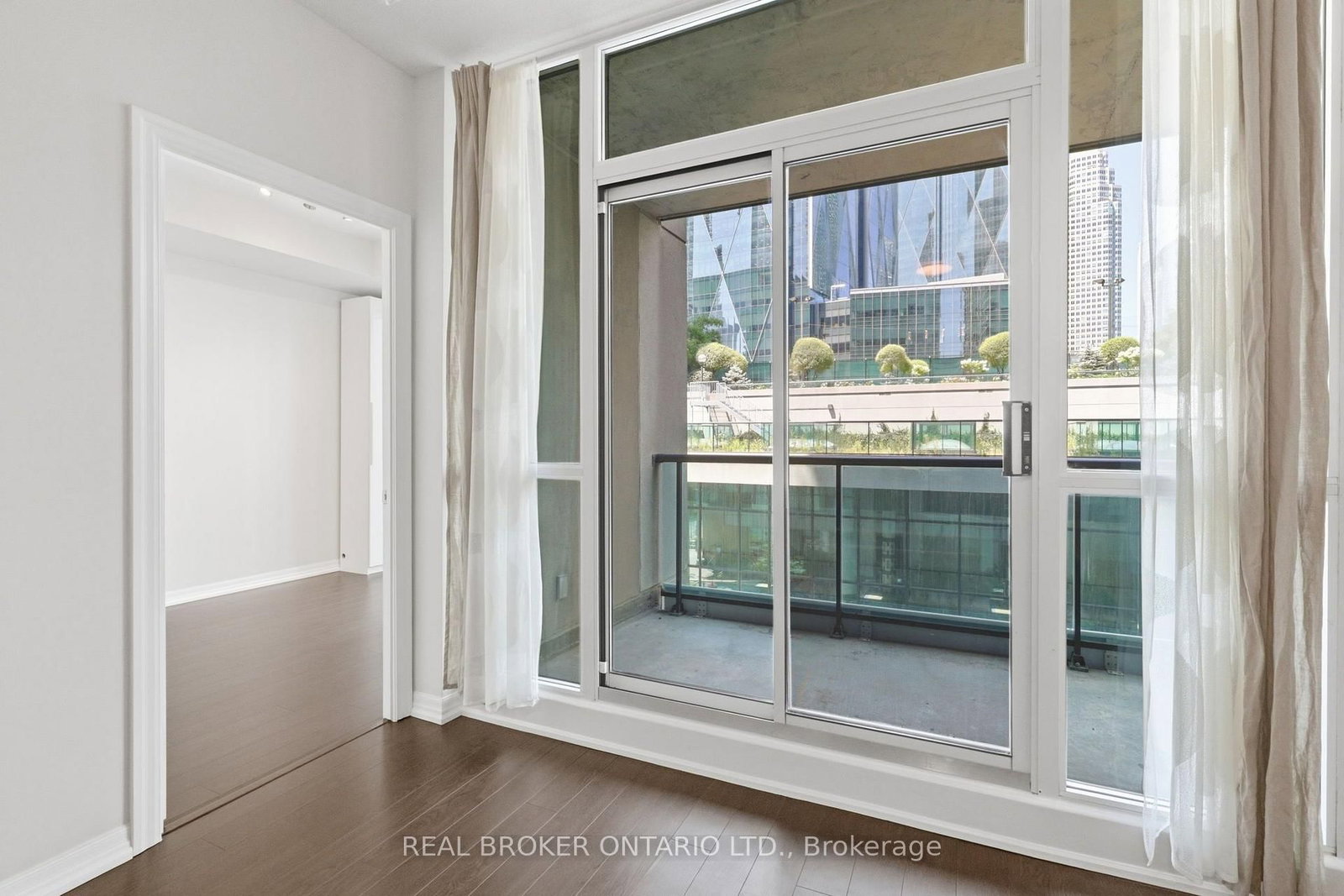 12 Yonge Street • #415 • Toronto, ON photo 18