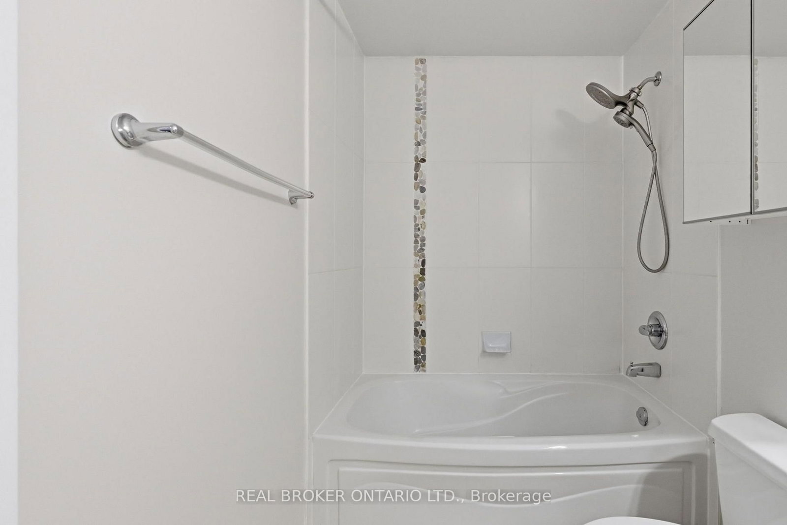 12 Yonge Street • #415 • Toronto, ON photo 27