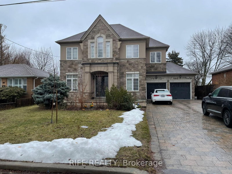 48 Transwell Avenue