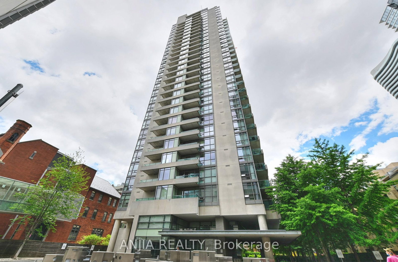 Property at 281 Mutual