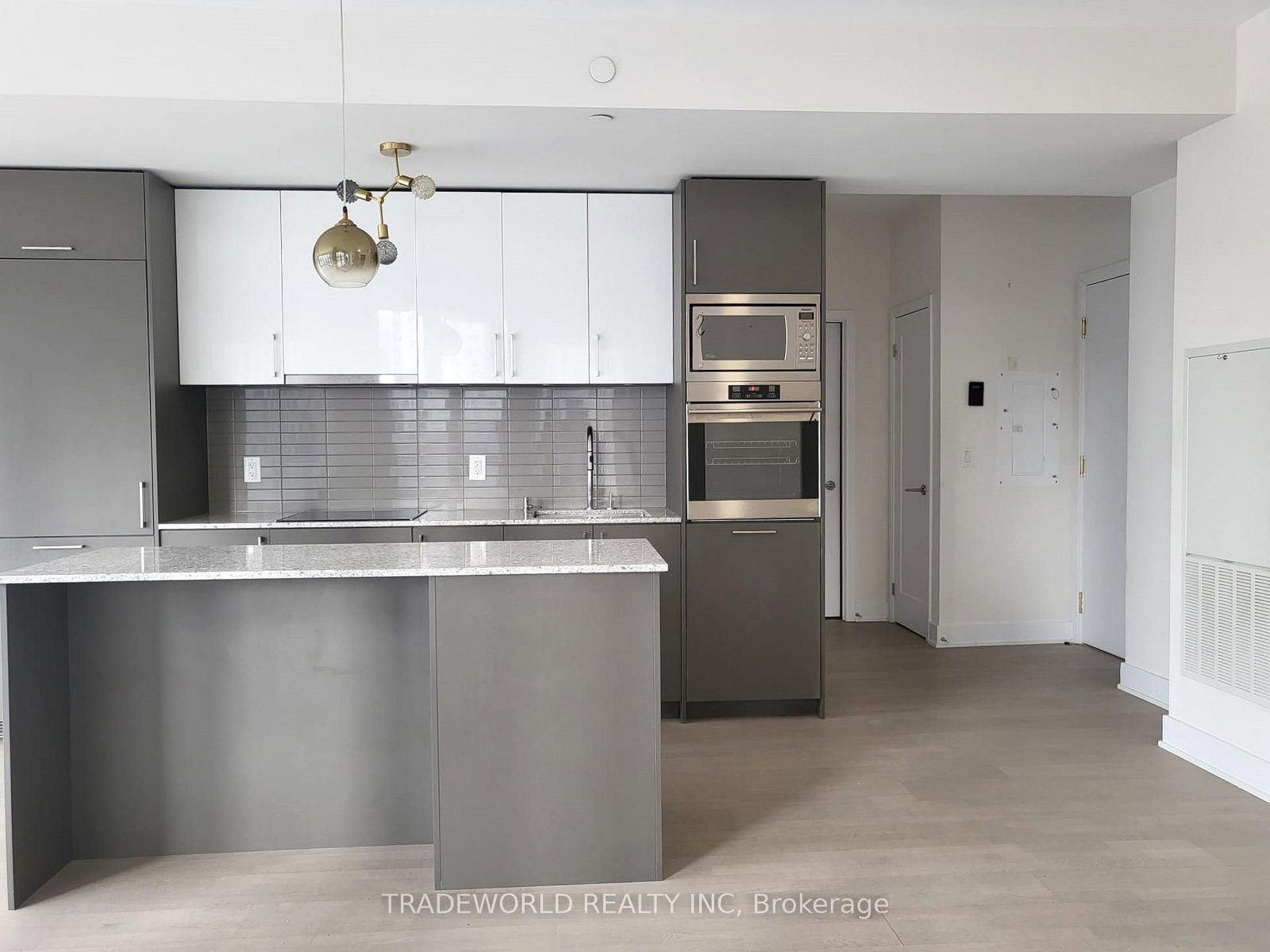 88 Cumberland Street • #902 • Toronto, ON photo 8