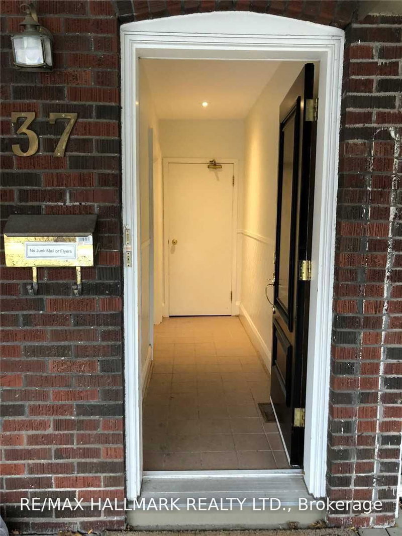 Upper - 37 Lola Road