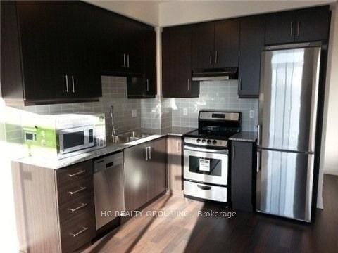 1606 - 68 Canterbury Place