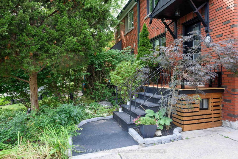 18 Earnscliffe Road