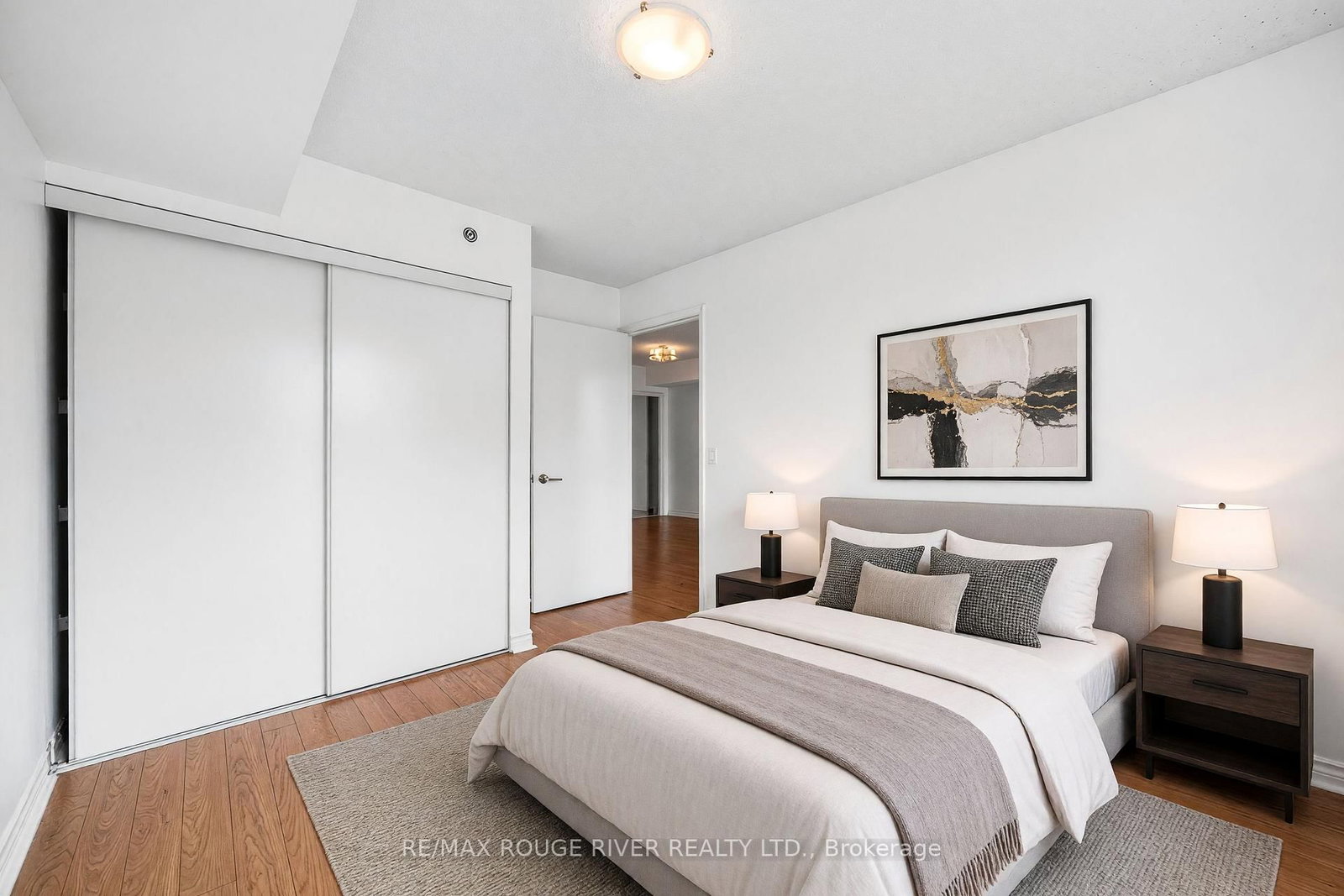 35 Saranac Boulevard • #330 • Toronto, ON photo 12