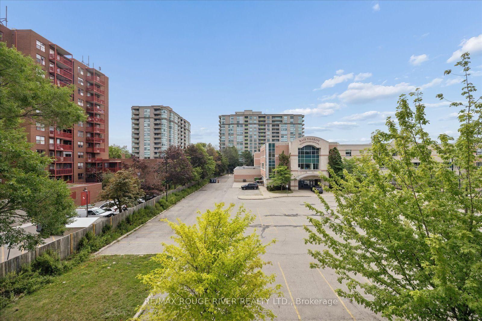 35 Saranac Boulevard • #330 • Toronto, ON photo 19