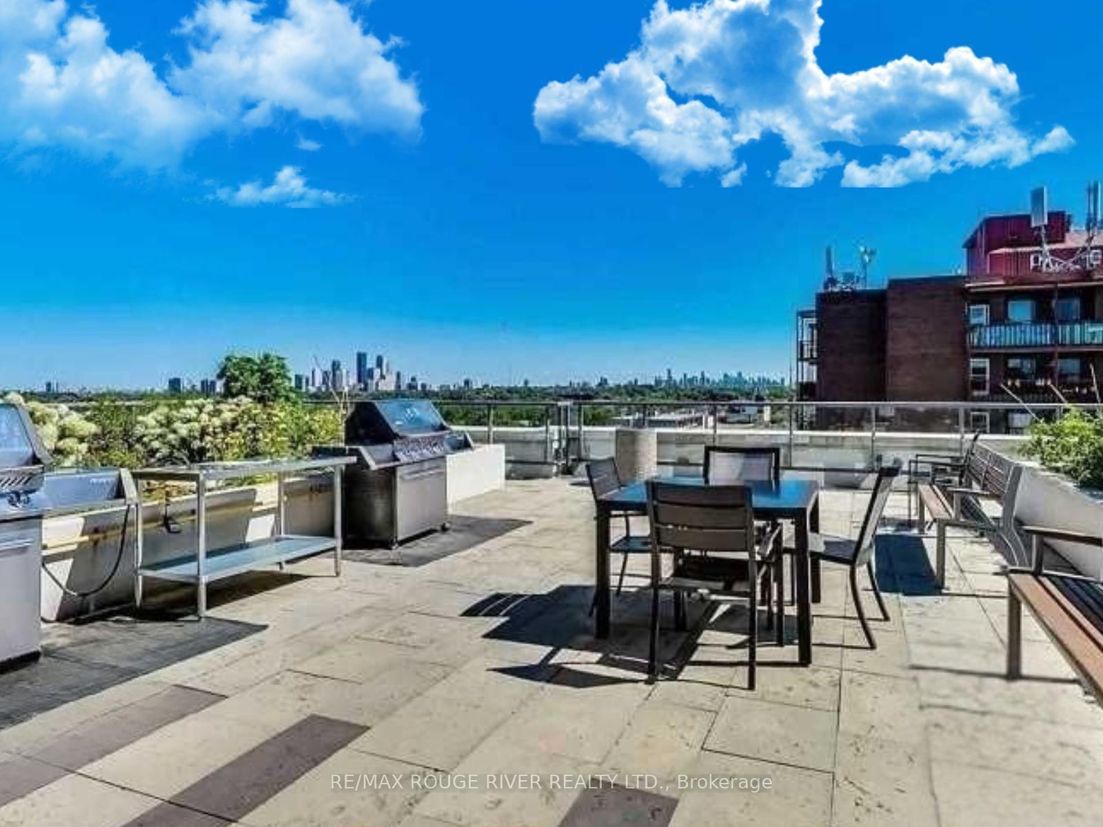 35 Saranac Boulevard • #330 • Toronto, ON photo 23