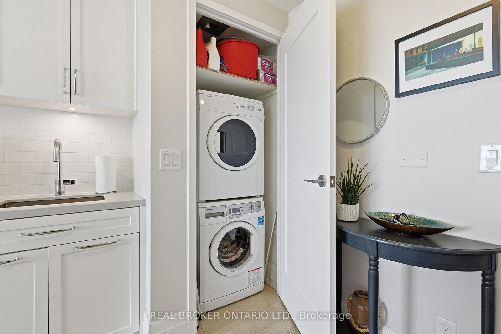 25 Malcolm Road • #606 • Toronto, ON photo 18