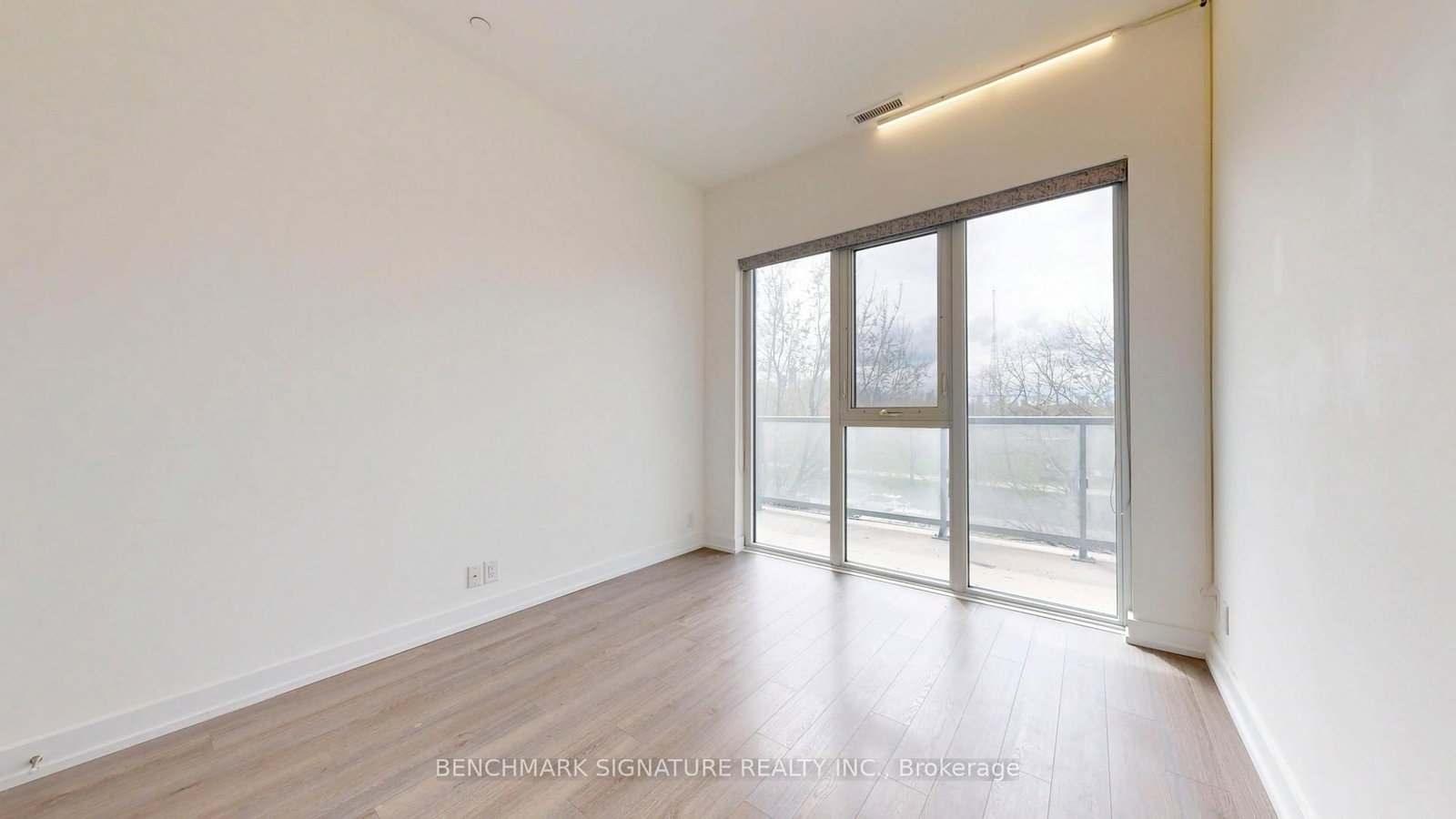6 Parkwood Avenue • #Th106 • Toronto, ON photo 38