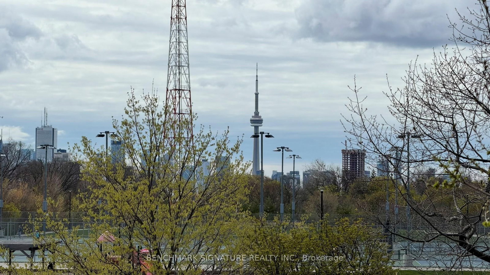 6 Parkwood Avenue • #Th106 • Toronto, ON photo 50