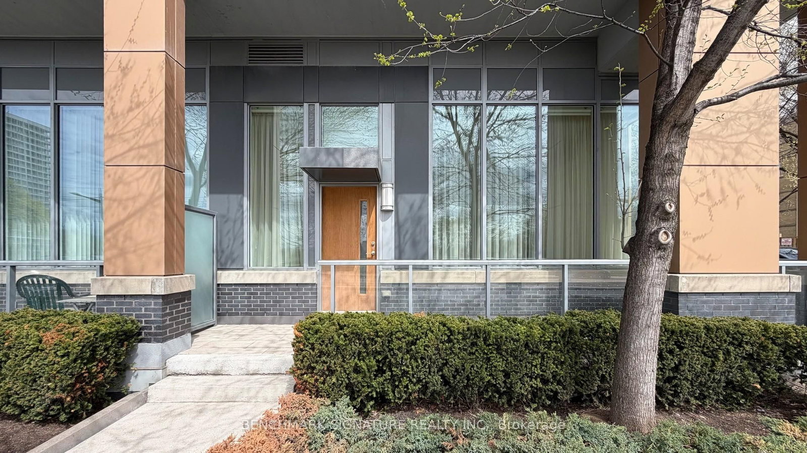 6 Parkwood Avenue • #Th106 • Toronto, ON photo 7