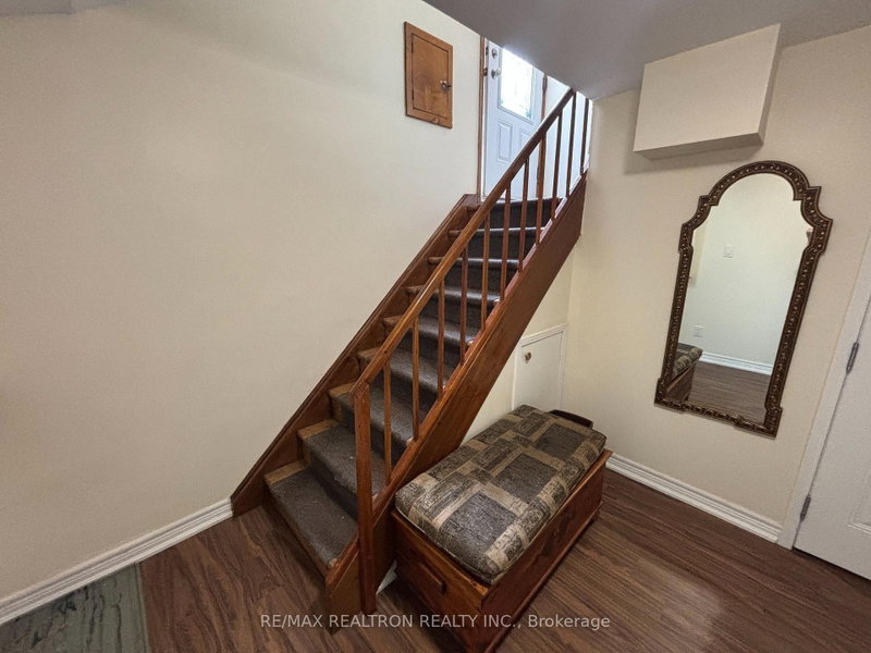 Bsmt - 695 Glencairn Avenue