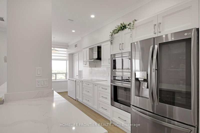 PH12 - 88 Grandview Way
