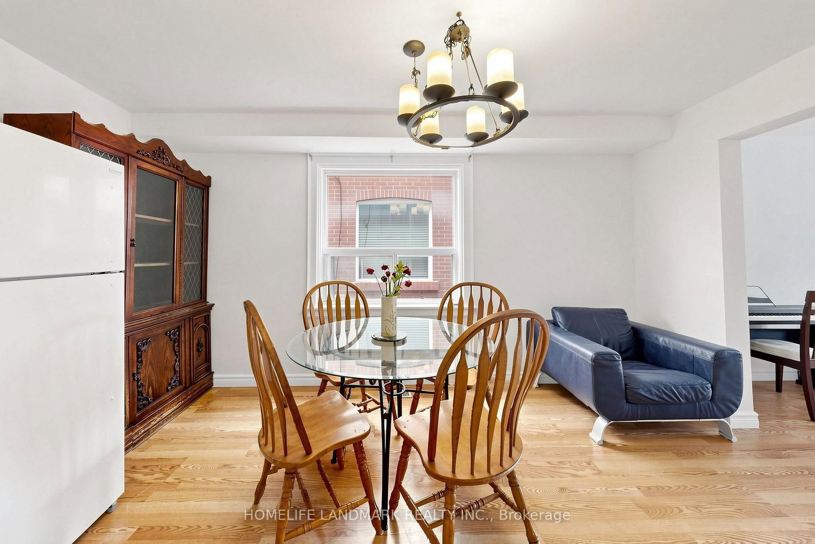 484 Glenholme Avenue • Toronto, ON photo 16