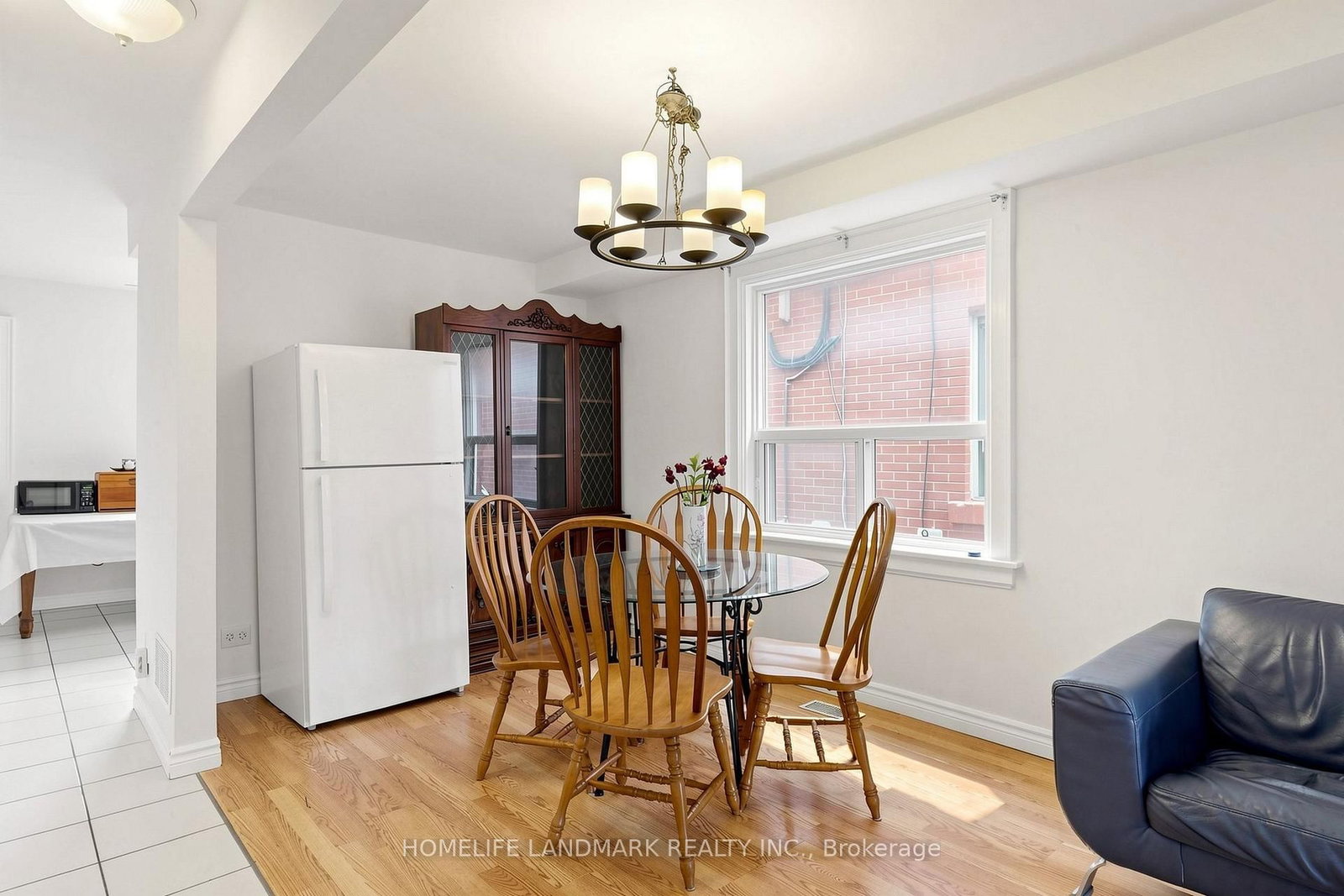 484 Glenholme Avenue • Toronto, ON photo 17