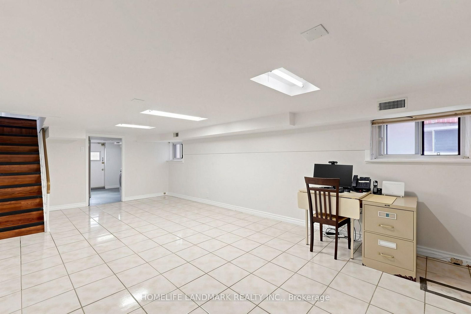 484 Glenholme Avenue • Toronto, ON photo 35