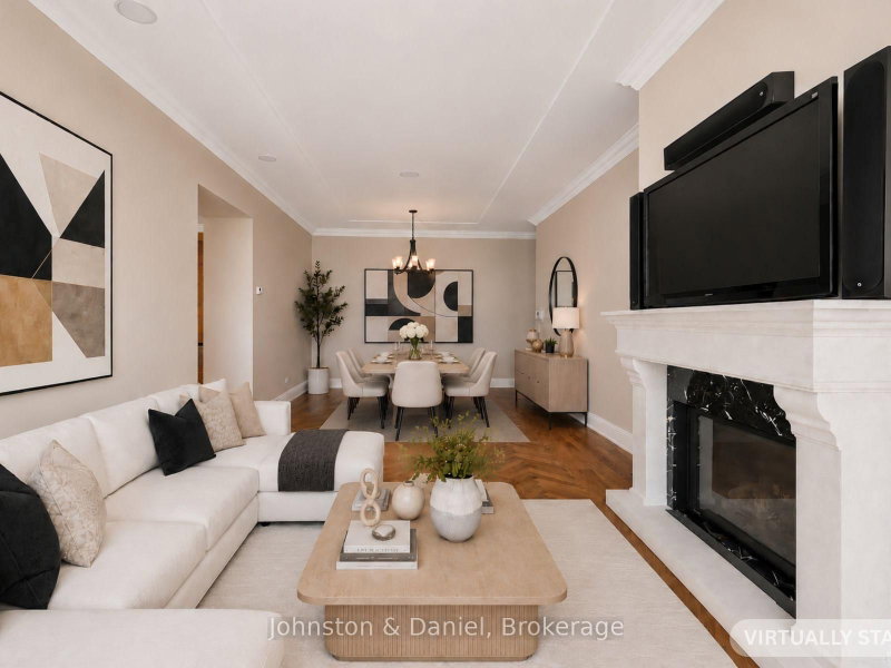 183 Wellington St W photo 5