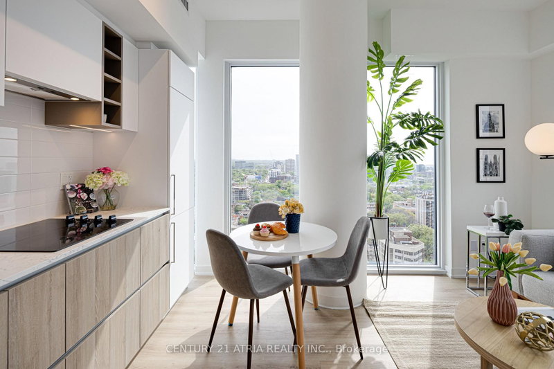 2515 - 319 Jarvis Street