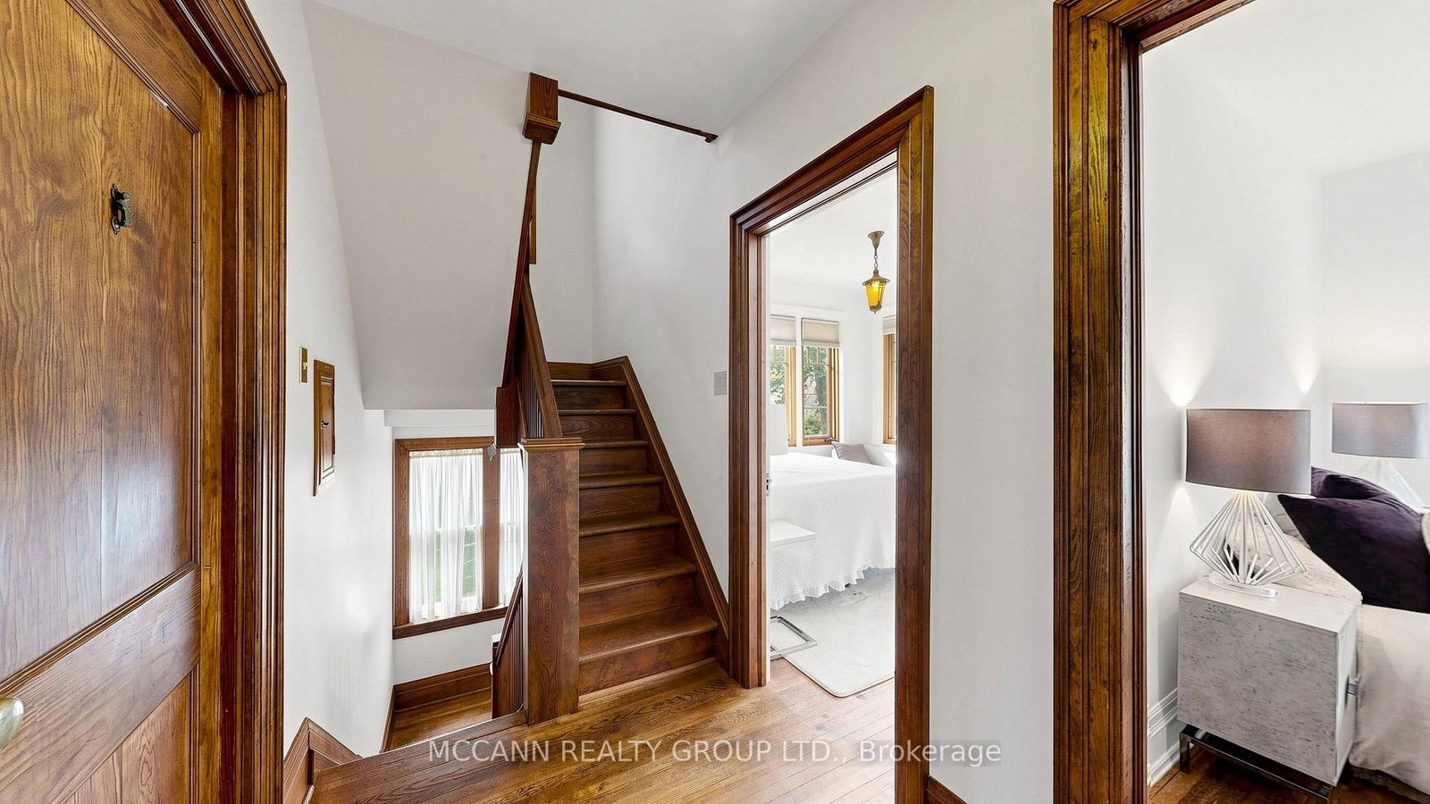 252 Sheldrake Boulevard • Toronto, ON photo 18