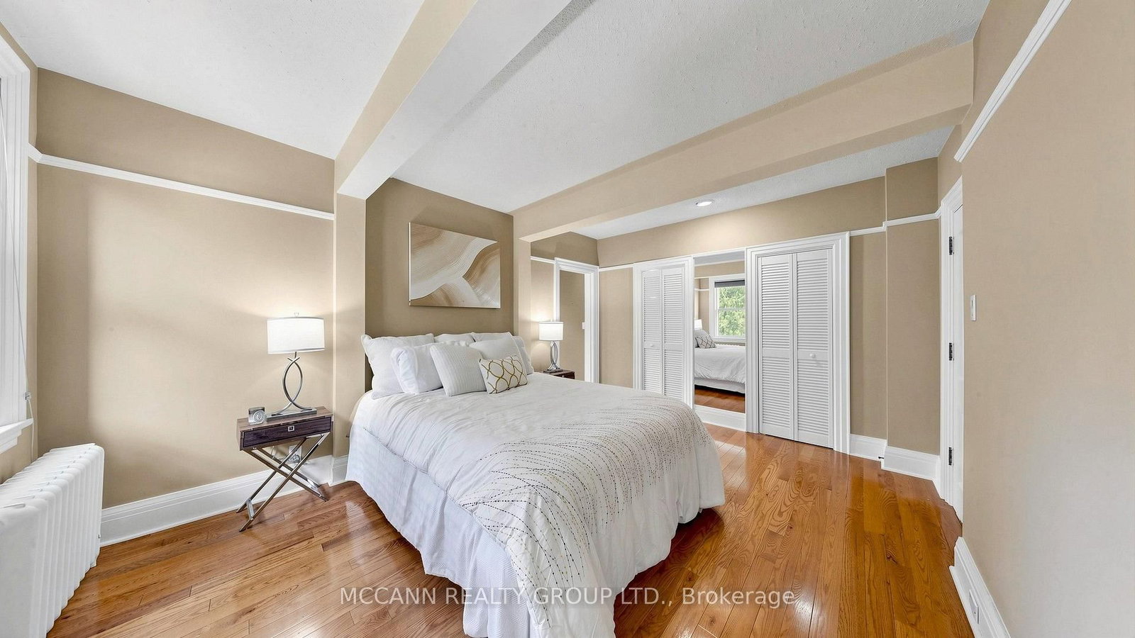 252 Sheldrake Boulevard • Toronto, ON photo 20