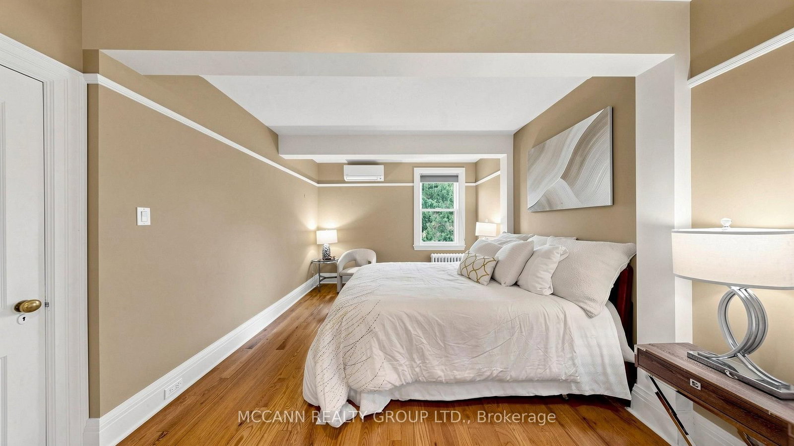 252 Sheldrake Boulevard • Toronto, ON photo 21