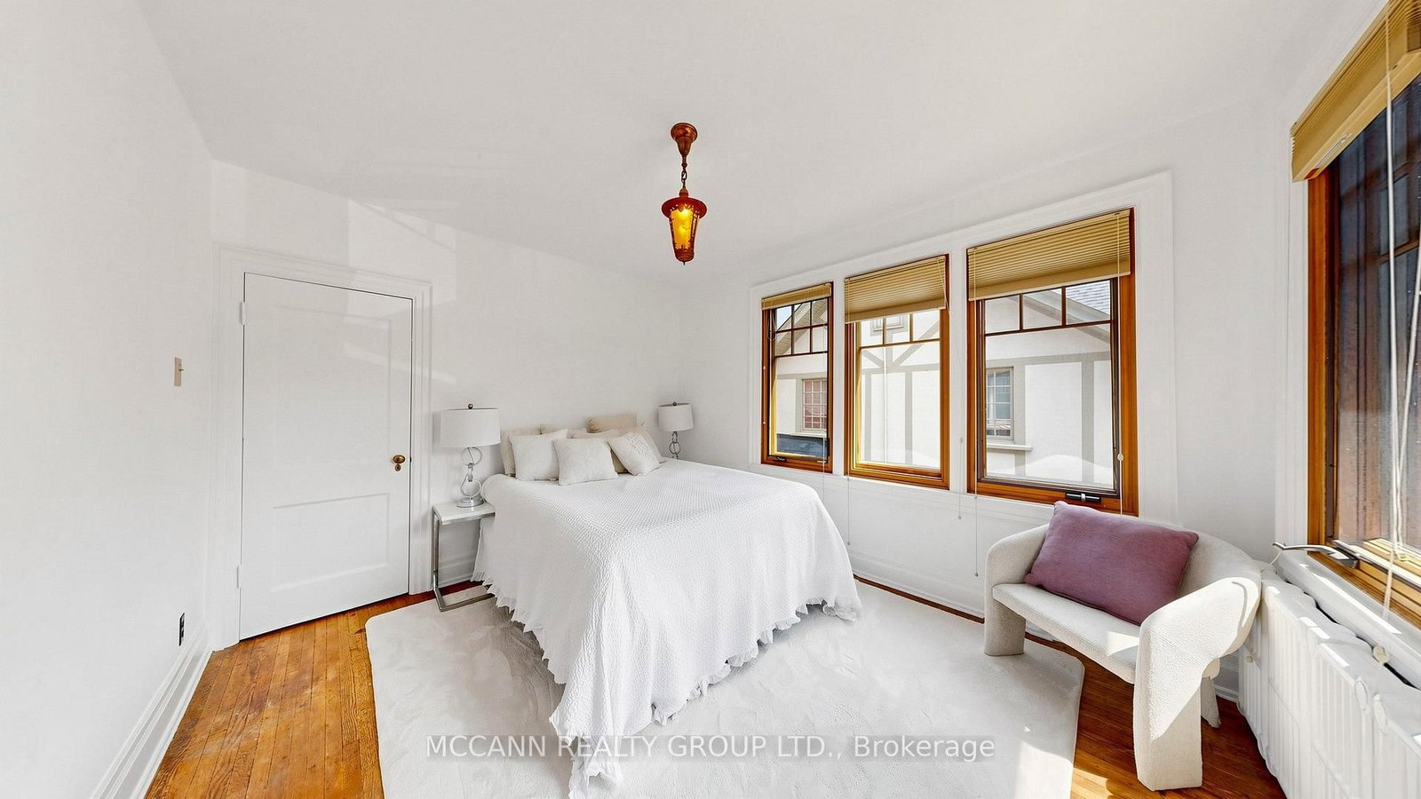252 Sheldrake Boulevard • Toronto, ON photo 27