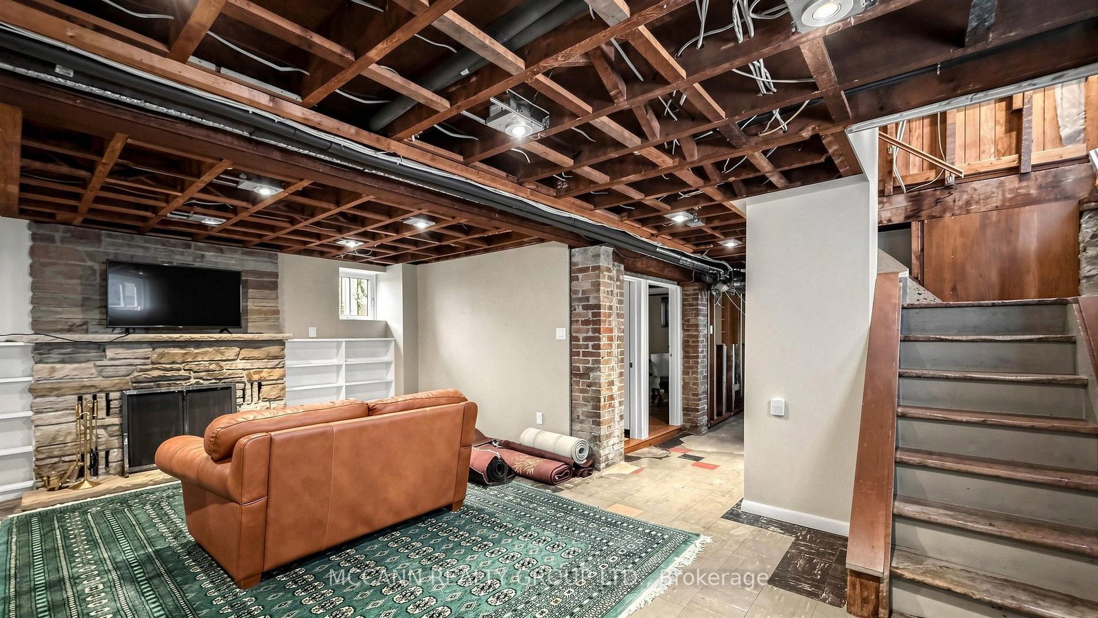 252 Sheldrake Boulevard • Toronto, ON photo 40