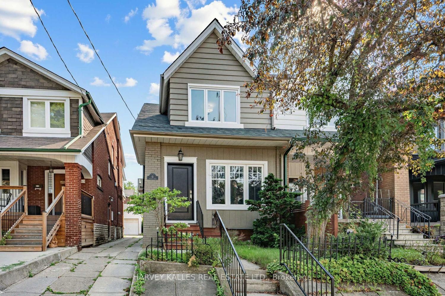 61 Appleton Avenue • Toronto, ON photo 2