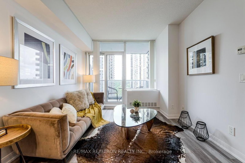 1505 - 4968 Yonge Street
