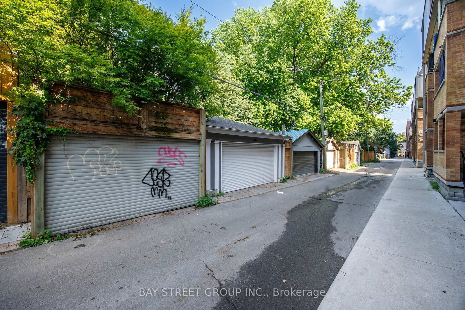 236 Seaton Street • Toronto, ON photo 35