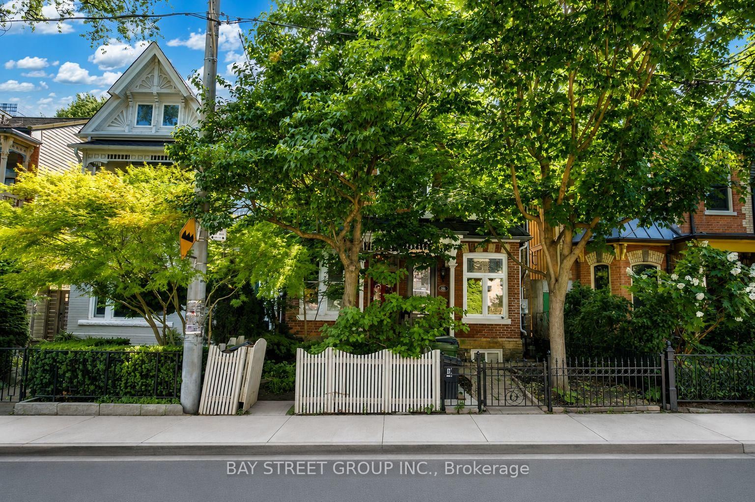 236 Seaton Street • Toronto, ON photo 38