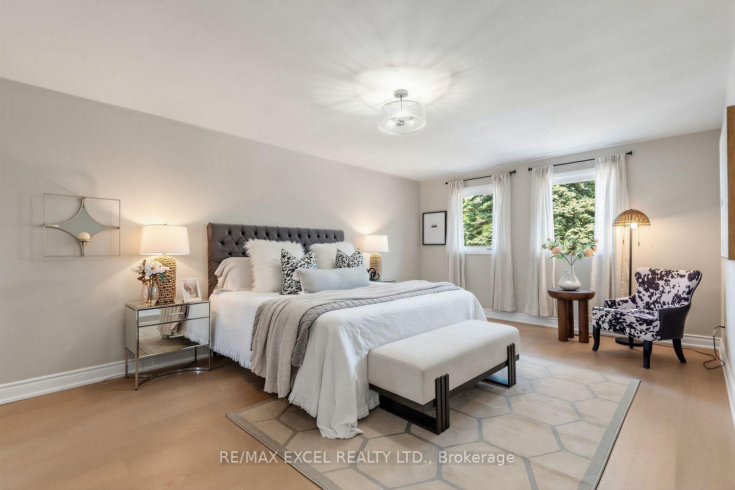 28 Robinter Drive • Toronto, ON photo 22
