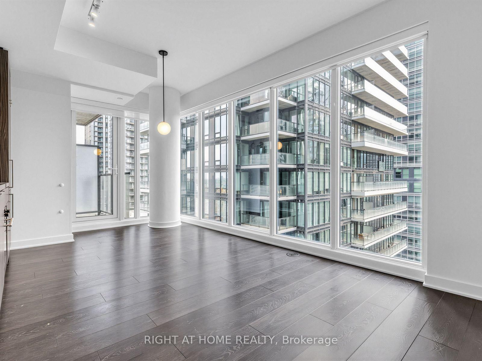 115 Blue Jays Way • #3215 • Toronto, ON photo 11