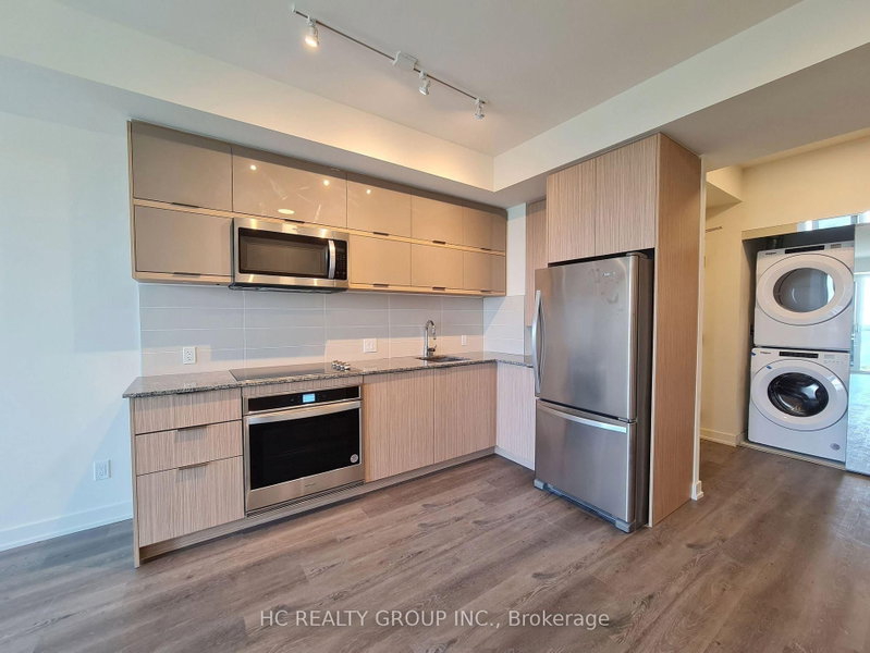 1701 - 10 Deerlick Court