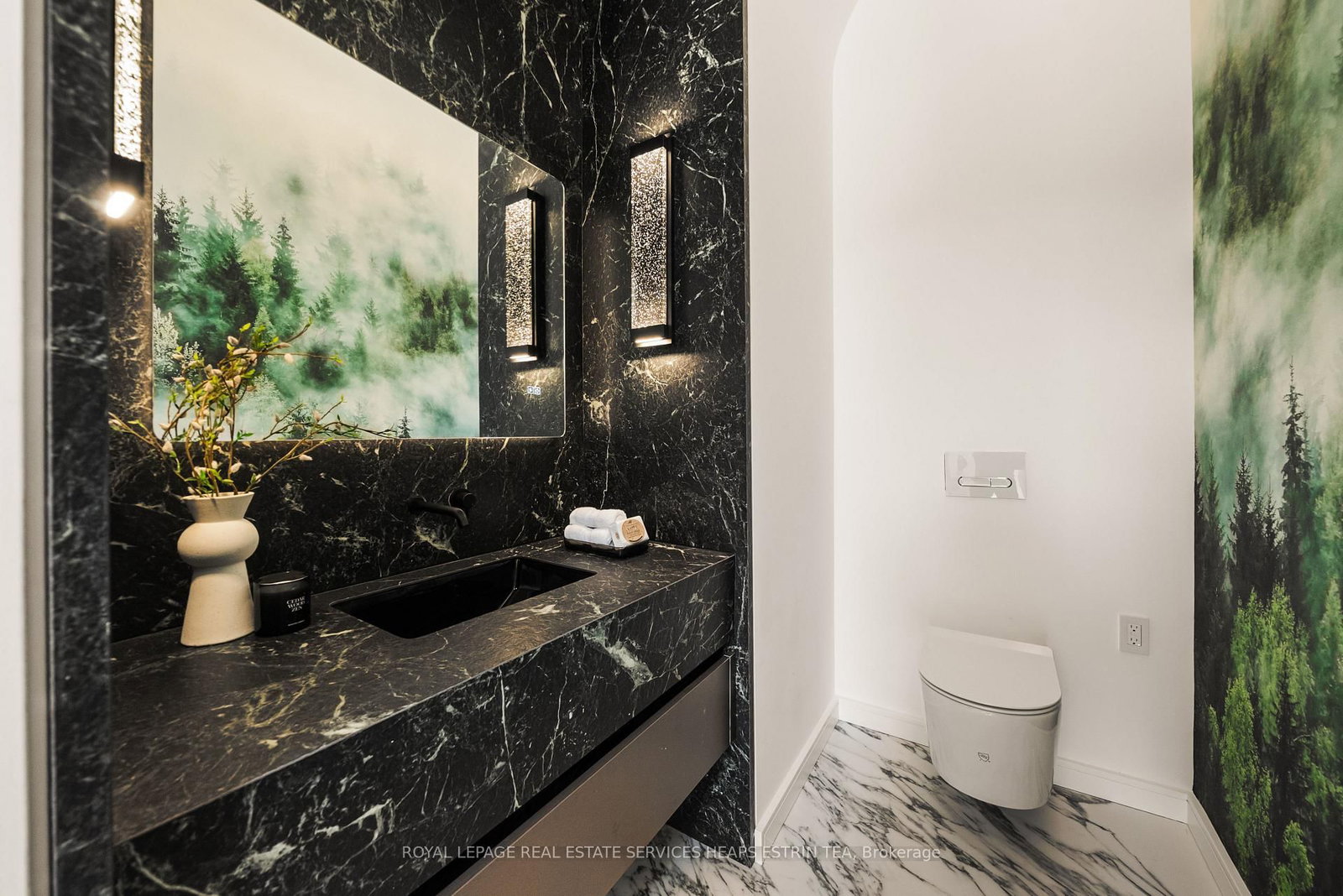 7 Lumley Avenue • Toronto, ON photo 19
